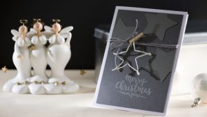 Ideen für die Weihnachtspost: Sternstunde | Weihnachtskarte in Anthrazit, Grau und Weiß mit aus Papierdraht gebogenem Stern und gestempeltem Schriftzug